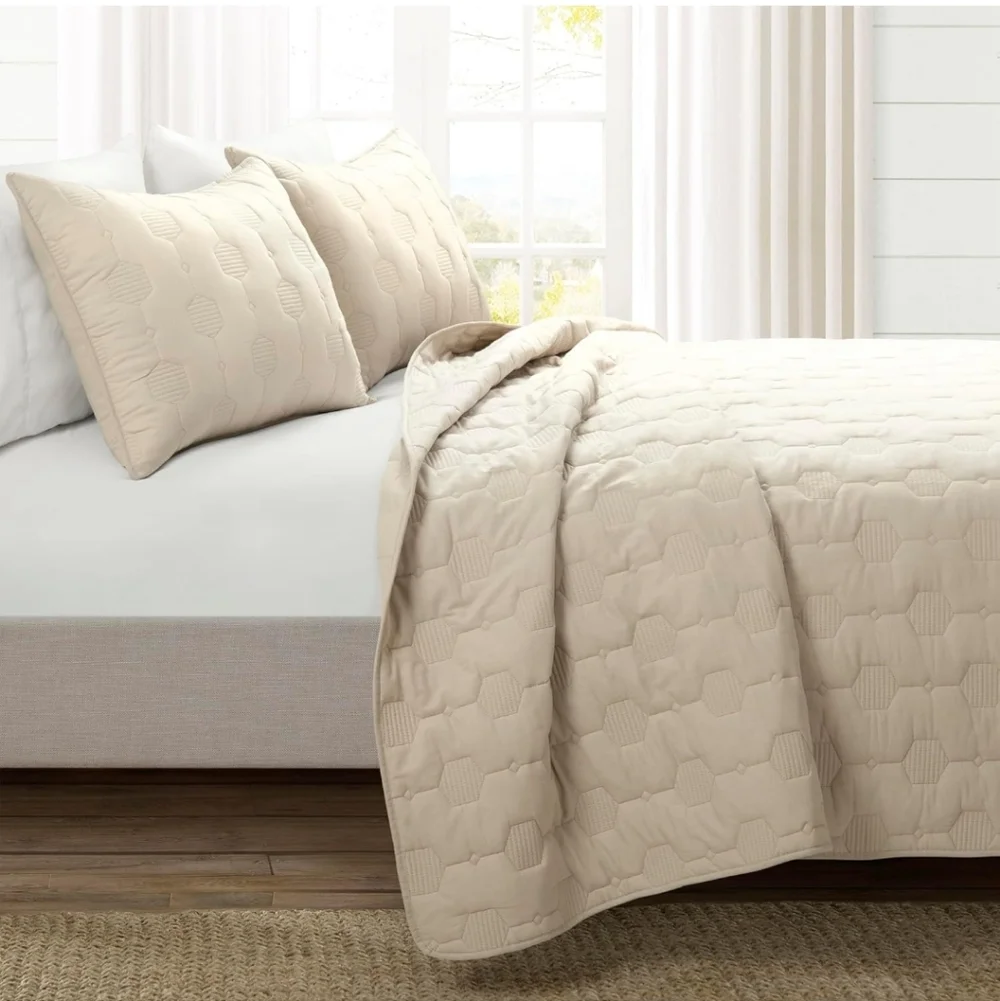 Lush Decor Hexagon Honeycomb Embroidered Textured Cotton 3 Piece Quilt Set, F/Q